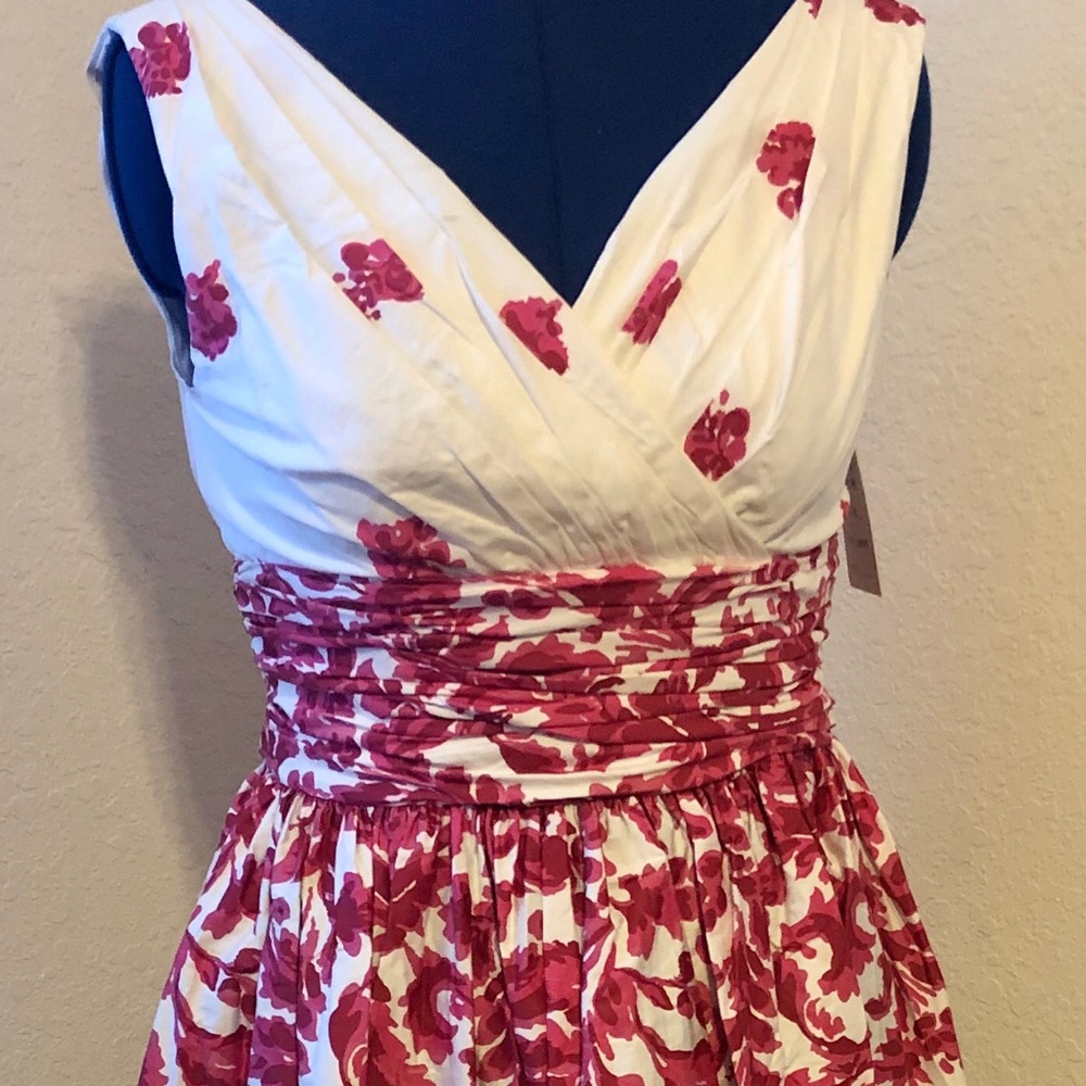BNWT Unique Vintage Pink Floral dress